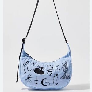 NWT BAGGU Embroidered Ballet Icons Medium Nylon Crescent Bag